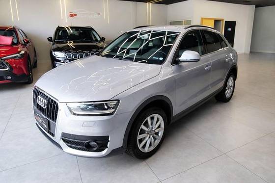AUDI Q3 2.0 TFSI AMBIENTE QUATTRO 4P GASOLINA S TRONIC